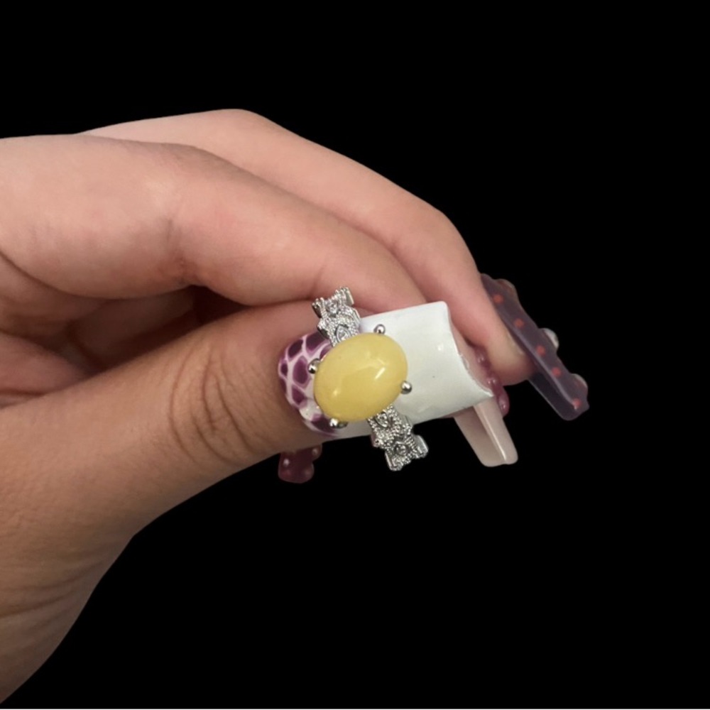 Beeswax Stone ring 🐝